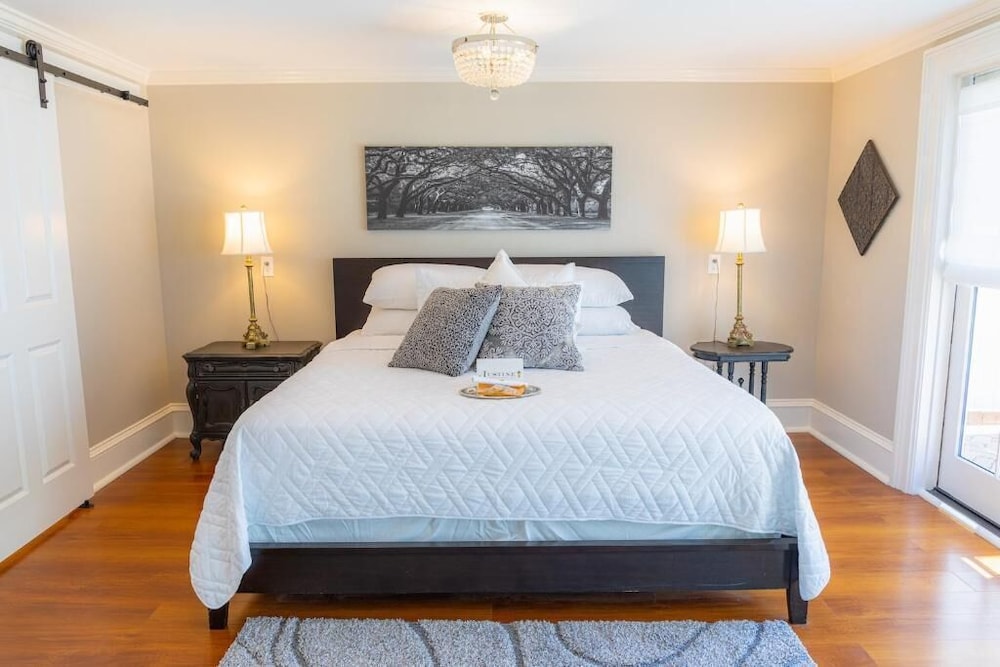 Justine Inn Savannah - photo 15