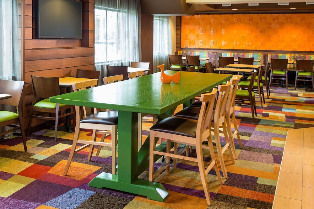 Fairfield Inn & Suites by Marriott Springfield - photo 24