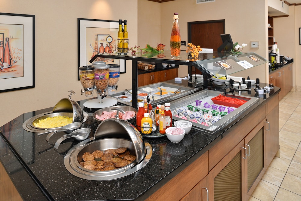 Staybridge Suites Albuquerque Airport by IHG - photo 49