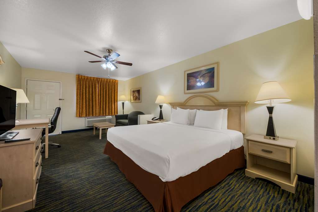 SureStay Hotel by Best Western Falfurrias - photo 14
