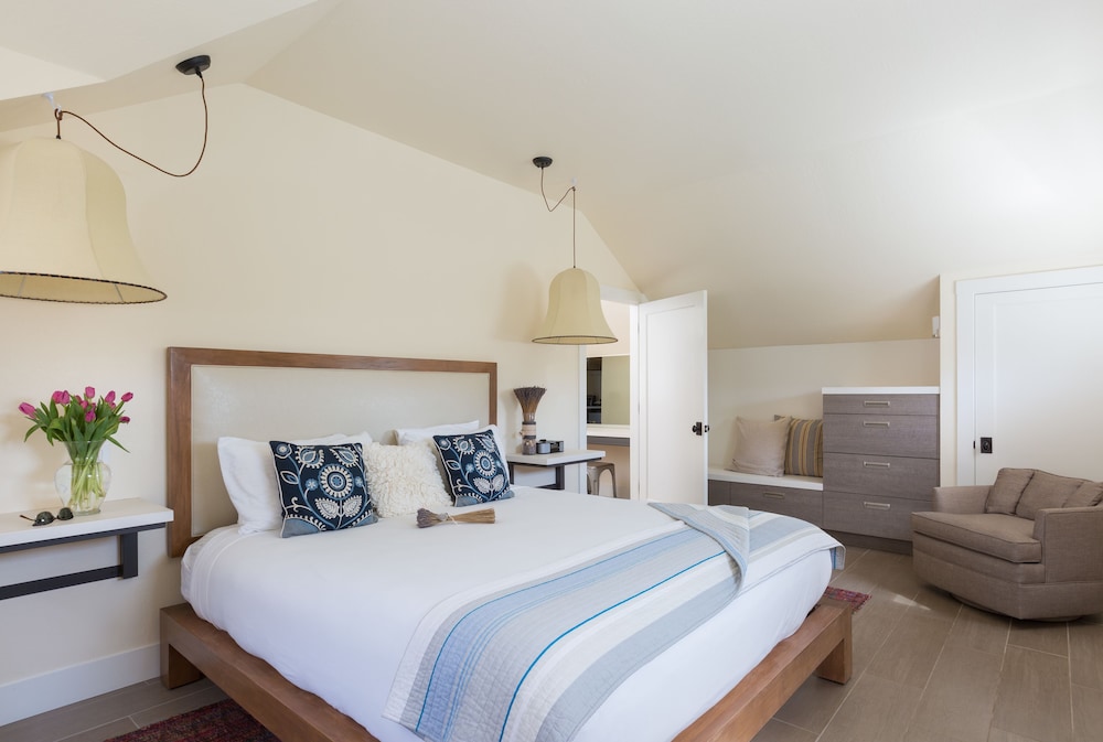Lavender A Four Sisters Inn — hotel in Yountville