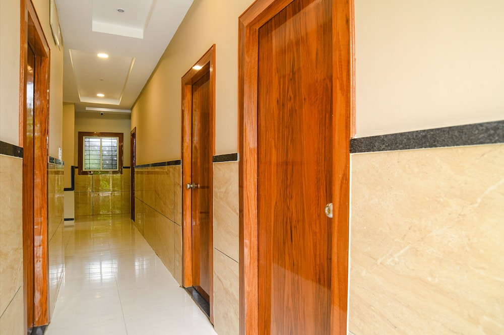 Fabhotel Royal Palace — Indore — photo 4