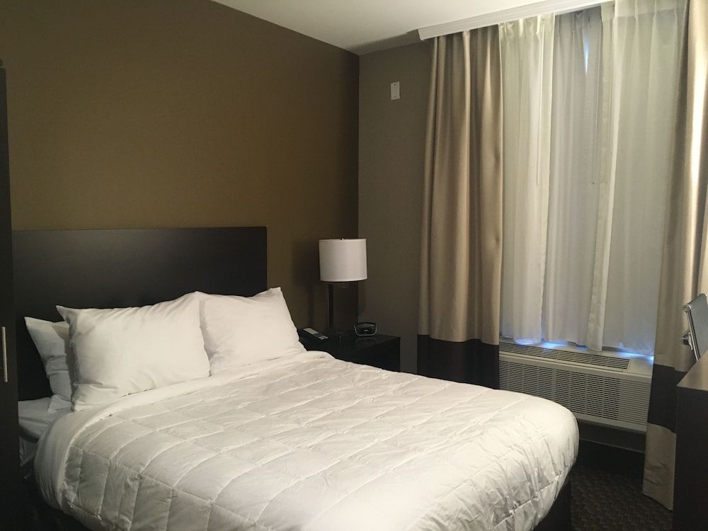 The Williams Hotel - photo 11