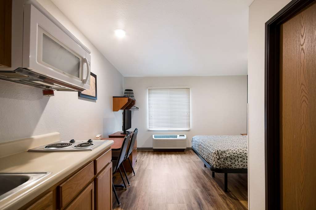 WoodSpring Suites Columbia Fort Jackson - photo 14