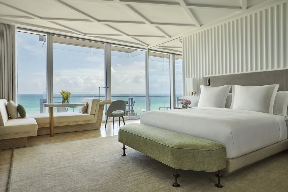 Four Seasons Hotel at The Surf Club - photo 84