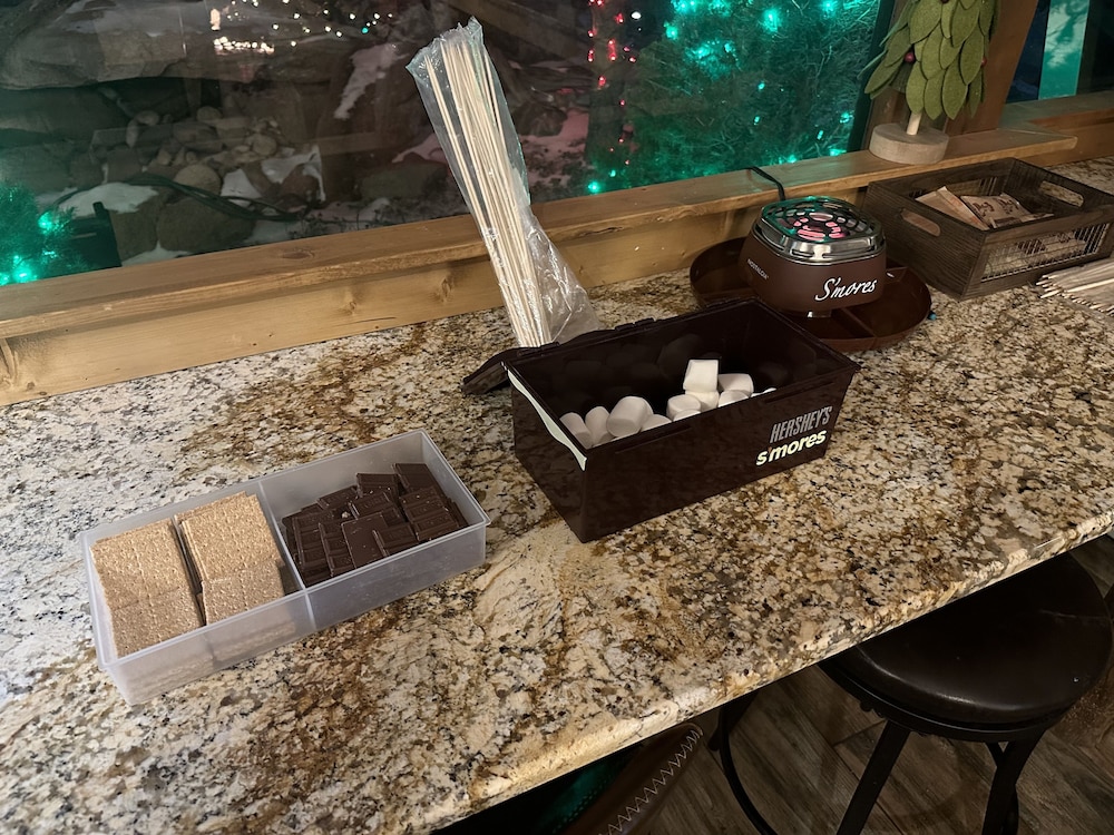 Hotel Estes - photo 62
