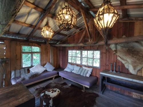 Le Menil - carbon neutral hotel in Manhay