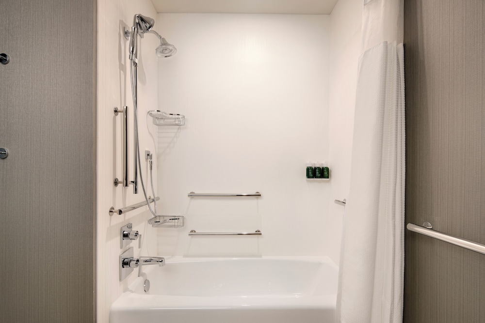 Courtyard by Marriott Atlanta Vinings Galleria - photo 29