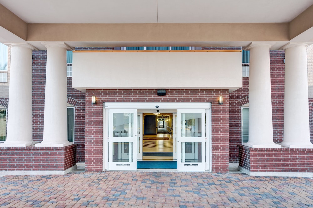 Holiday Inn Express Hotel & Suites Raceland Highway 90 by IHG - photo 41