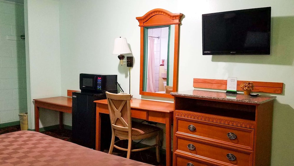 American Inn And Suites Childress - photo 7