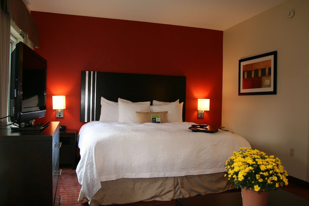 Hampton Inn & Suites Lebanon - photo 16