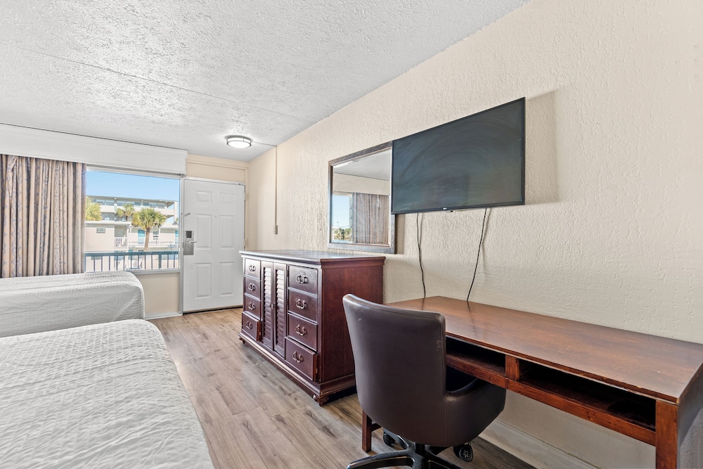 Ocean 5 Hotel - photo 4