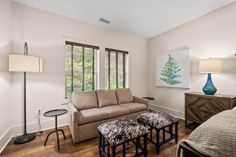 The Blowing Rock Manor - photo 19