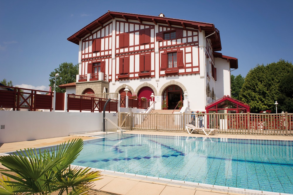 Hôtel Résidence Vacances Bleues Orhoitza in Hendaye, France