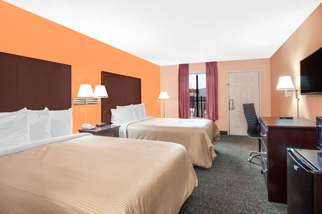 Days Inn by Wyndham Moulton - photo 9