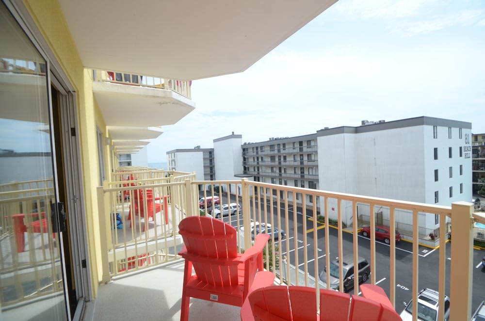 Bonita Beach Hotel - photo 16
