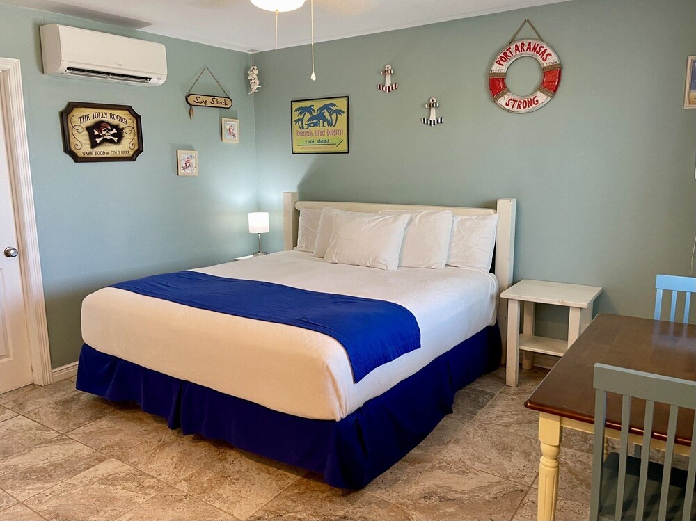 Beachgate Condo Suites And Hotel 233 1 Bedroom Condo in Port Aransas, United States