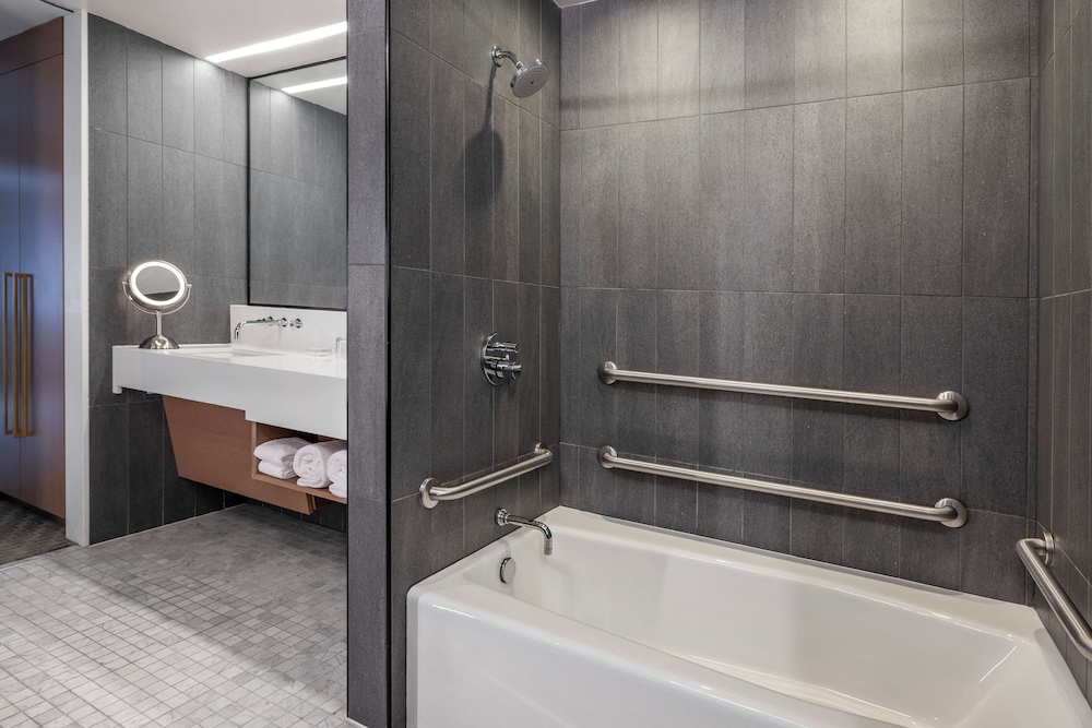 The Statler Dallas Curio Collection By Hilton - photo 47