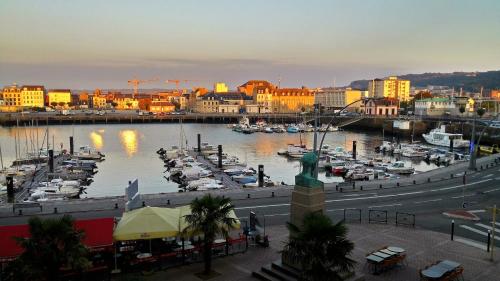 Le Grand Hotel — hotel in Cherbourg-Octeville