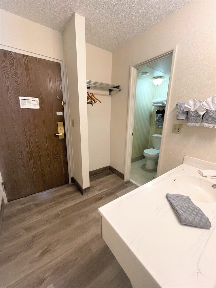 FairBridge Extended Stay a Kitchenette Hotel - photo 27