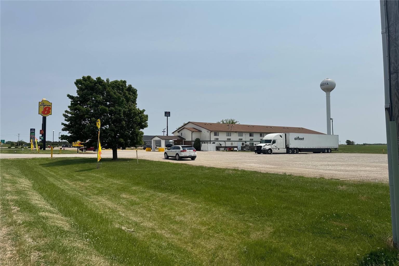 Super 8 by Wyndham Mendota I 39 - photo 19