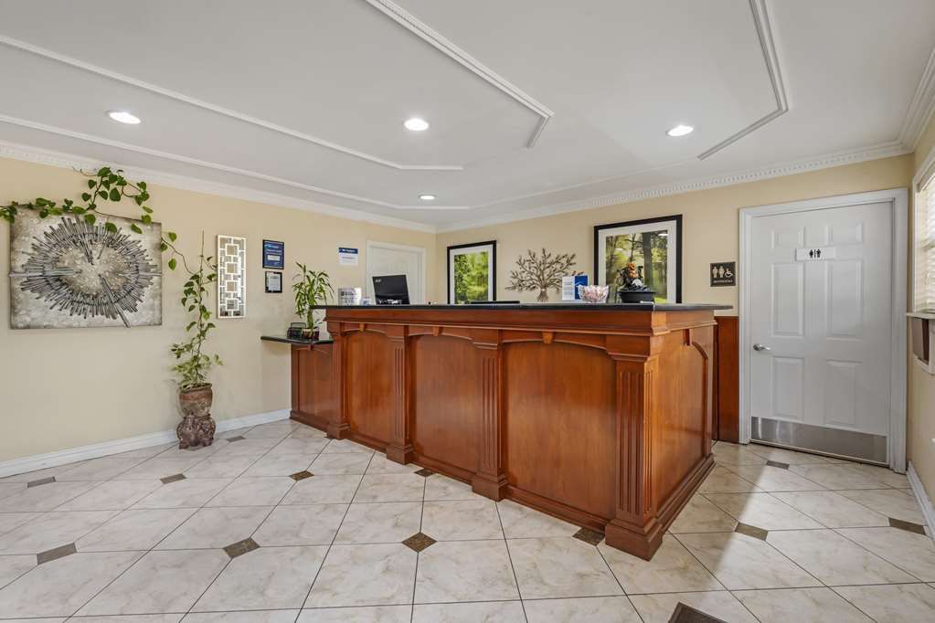 Best Western Pineywoods Inn - photo 8