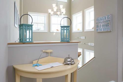 Porpoise Driven Life by Oak Island Accommodations - photo 26