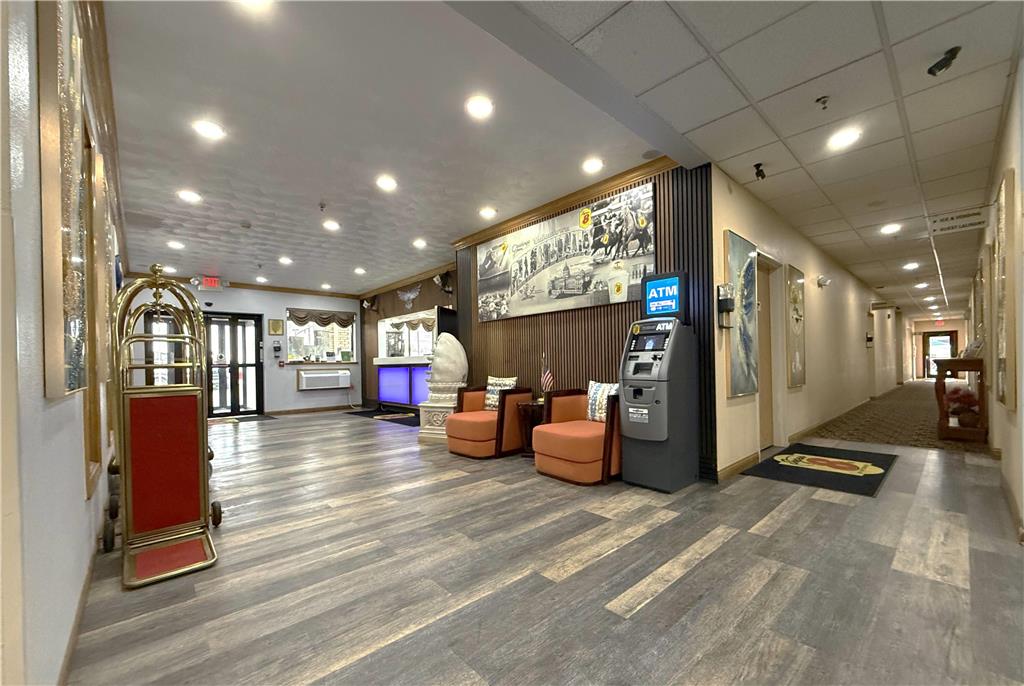 Super 8 by Wyndham Uniontown PA - photo 11
