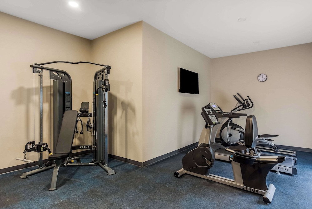 MainStay Suites Bourbonnais Kankakee - photo 26