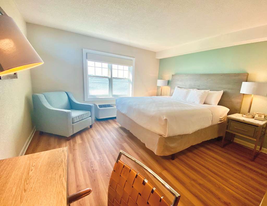 Atlantic Beach Hotel Newport - photo 12