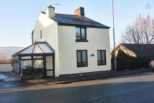 103 Whalley Road Ramsbottom — Ramsbottom
