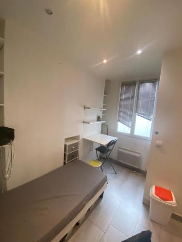 Small studio near Eiffel Tower - carbon neutral hotel in Paris