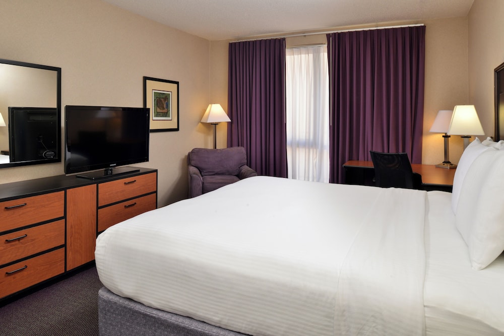 Hawthorne Inn and Conference Center - photo 13