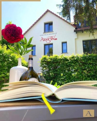 Vinotel Augustin — Sulzfeld Am Main — photo 4