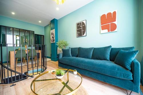 Beautiful Apartment close to Eiffel Tower - last minute hotel in Paris