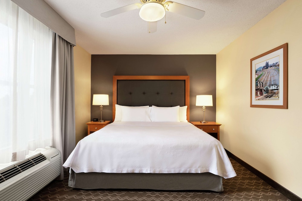 Homewood Suites by Hilton Allentown Bethlehem Airport - photo 8