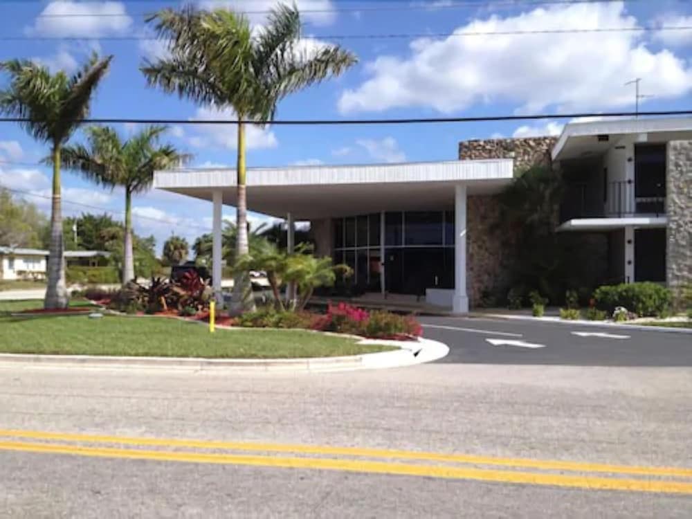 Dolphin Key Resort Cape Coral - photo 49