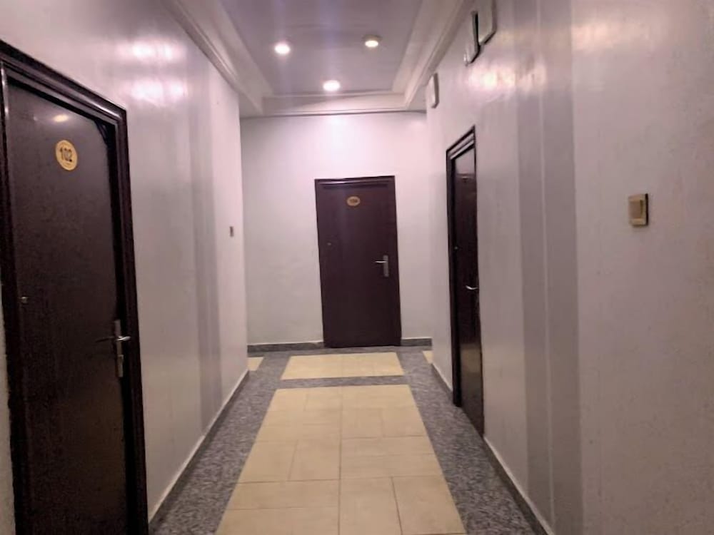 Franphinas Suites and Hotel — Calabar — photo 4