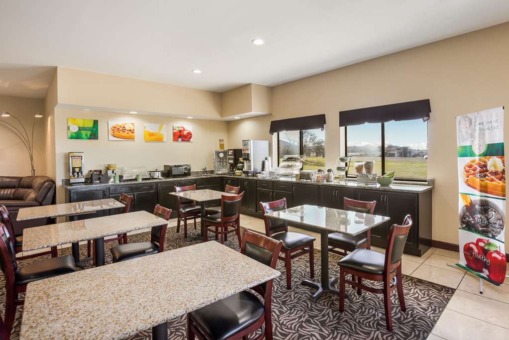 Quality Inn & Suites Caseyville St. Louis - photo 29