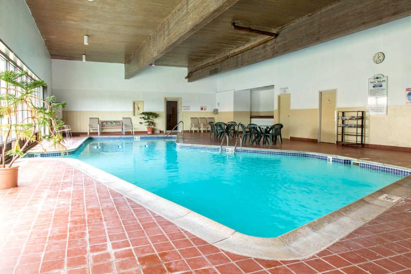 Bradley Inn - photo 23