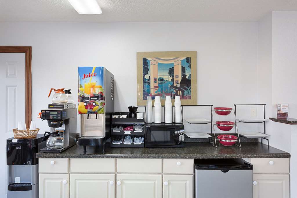 Rodeway Inn Lake City I 75 - photo 25