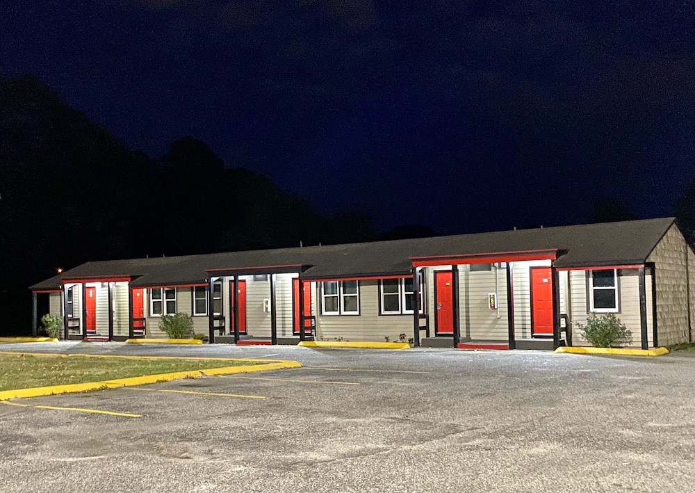 Whistling Pines Daily & Extended Stay Elizabeth City - photo 31