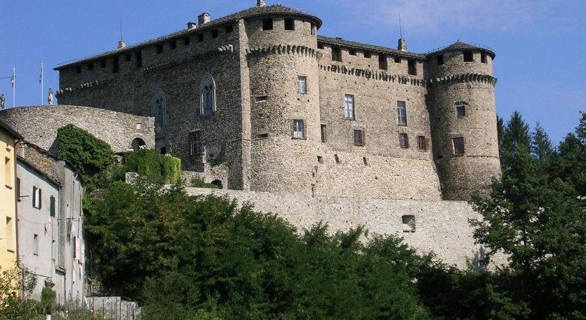 Castello Di Compiano Hotel Relais Museum in Compiano, Italy