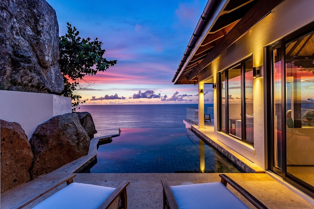 Maxi Cooper Bay in Road Town, British Virgin Islands