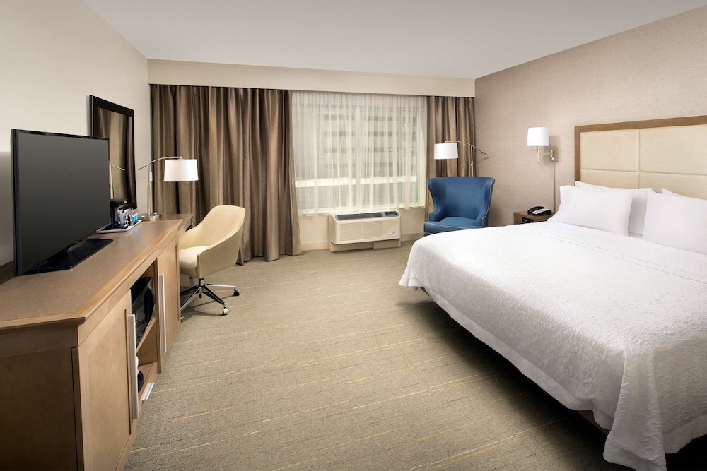 Hampton Inn by Hilton Wilmington Downtown - photo 12