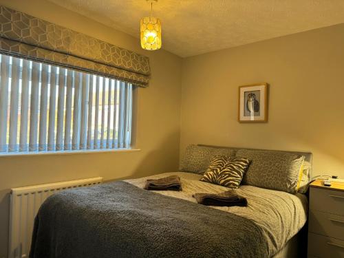 City Stay with Jacuzzi Gym Free Parking 2 Spaces — 5-Star Luxury Hotel in Hereford, United Kingdom