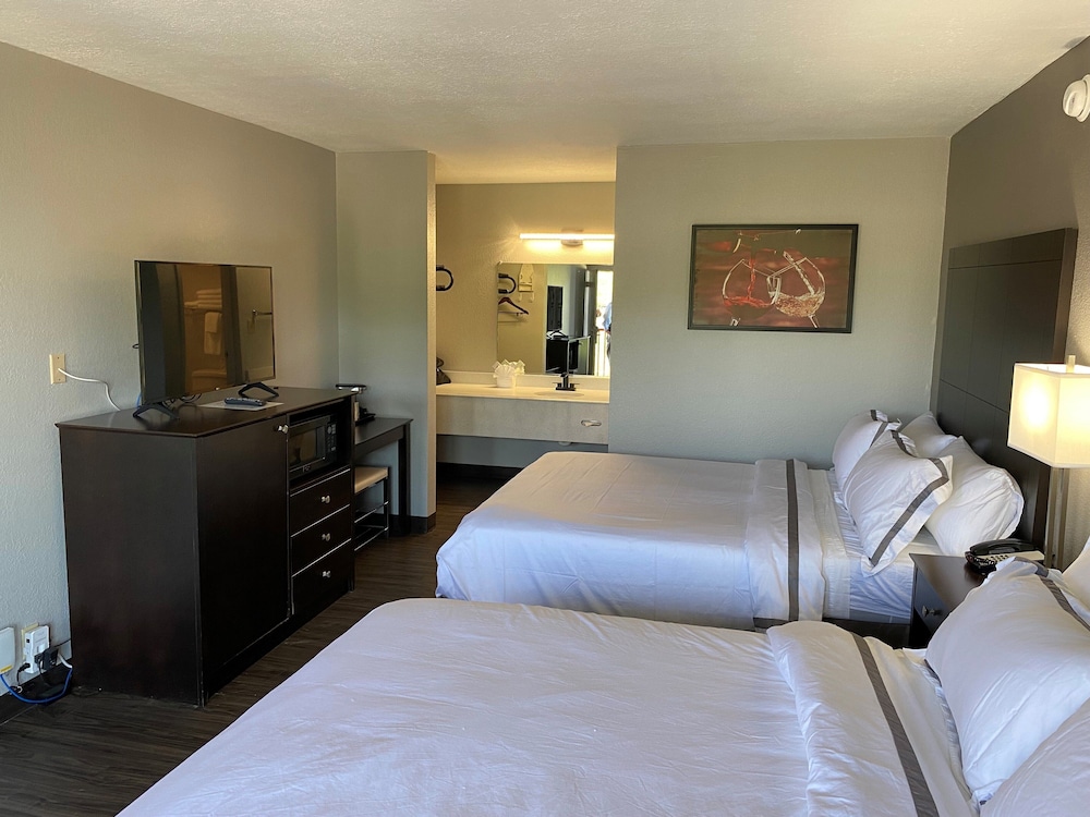 The Resort at Lake of the Ozarks - photo 6
