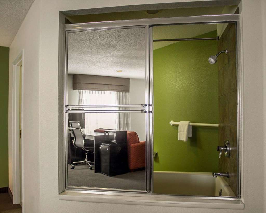 Sleep Inn Sandusky - photo 9