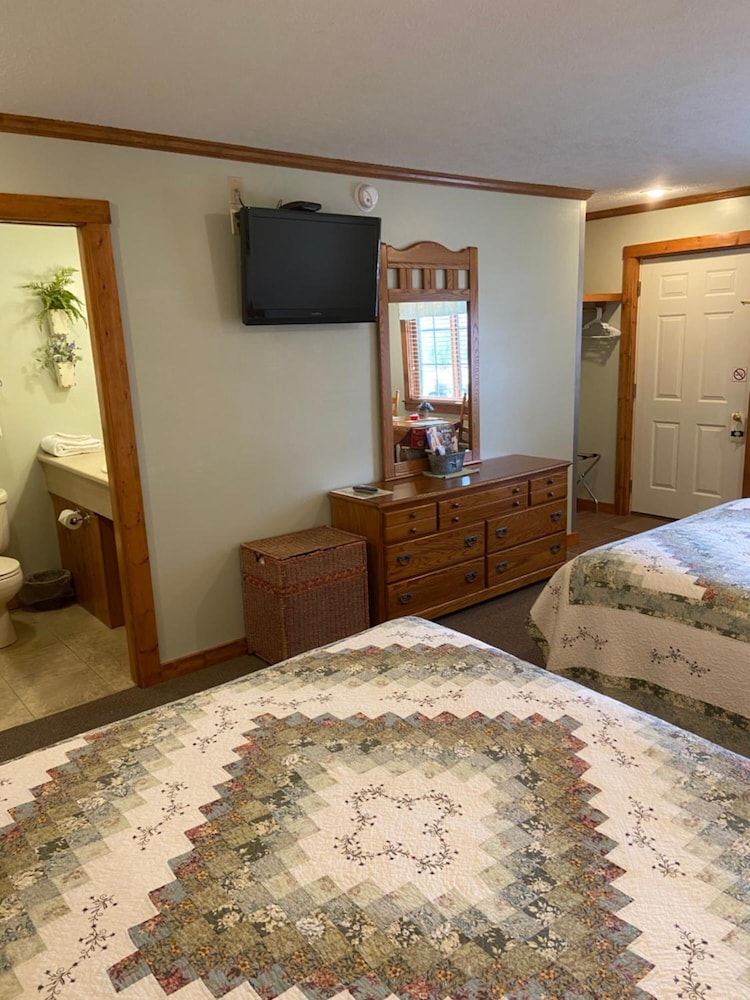 The Garrett Inn - photo 27