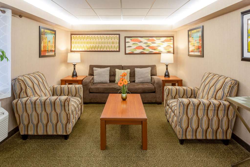 La Quinta Inn by Wyndham Minneapolis Airport Bloomington - photo 12